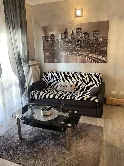 Dave'S House Apartment Reggio Emilia Italy
